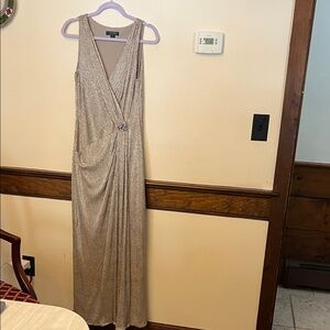 Lauren Ralph Lauren Shimmering Silver Taupe Draped V-Neck evening gown size 10
